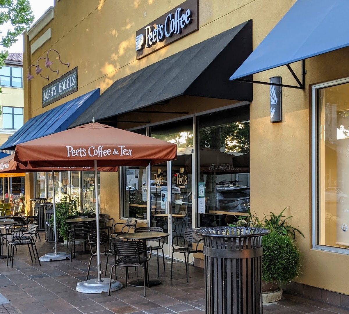 Storefront of Peet's Coffee, specialty coffee shop in San Jose