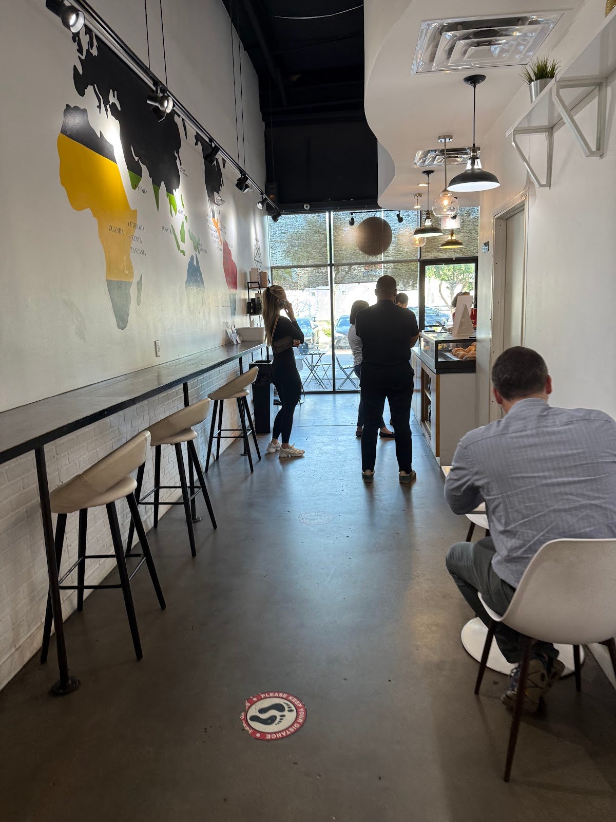 Luce Avenue Coffee Roasters - River Oaks specialty coffee shop in Houston - photo 3