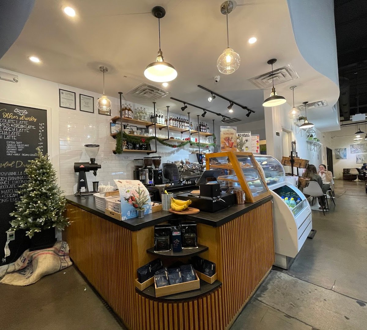 Luce Avenue Coffee Roasters - River Oaks specialty coffee shop in Houston - photo 10