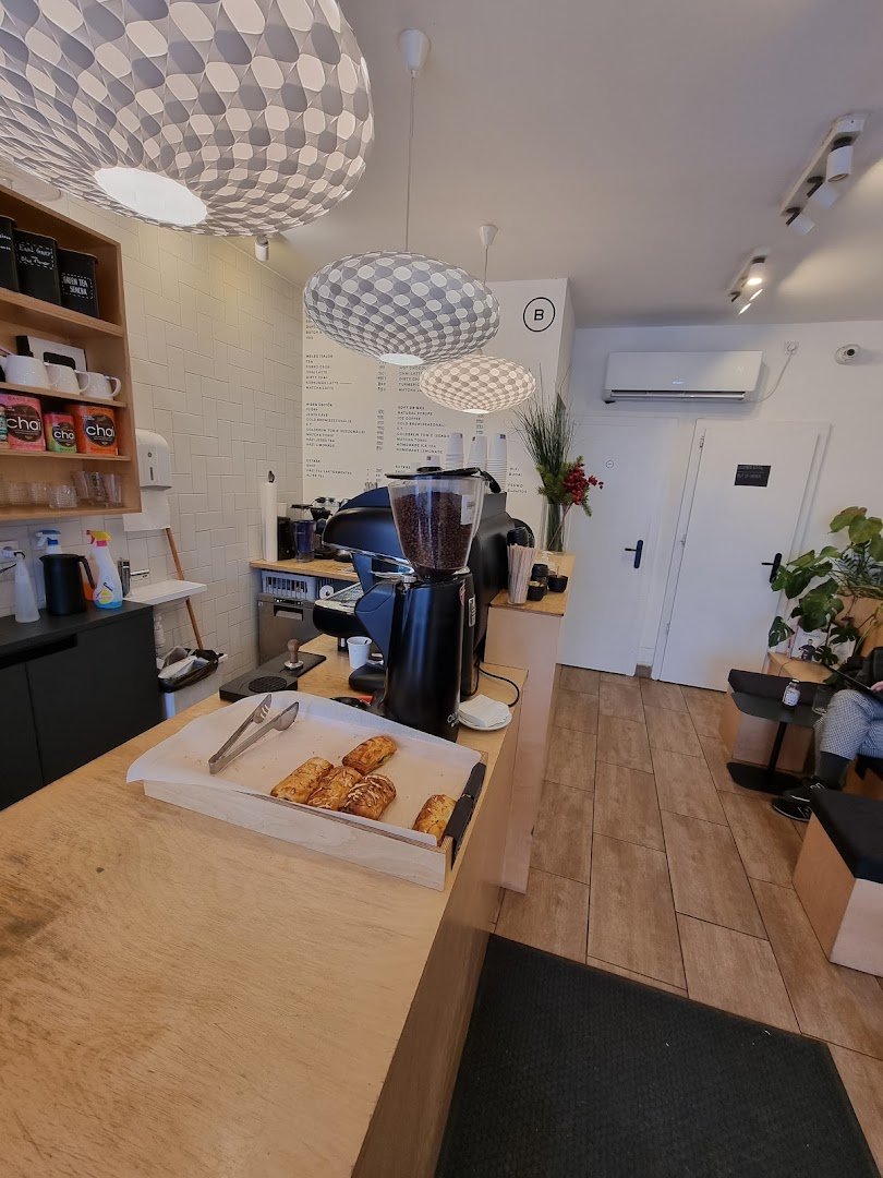 Budai Pékség és Speciality Kávézó specialty coffee shop in Budapest - photo 8