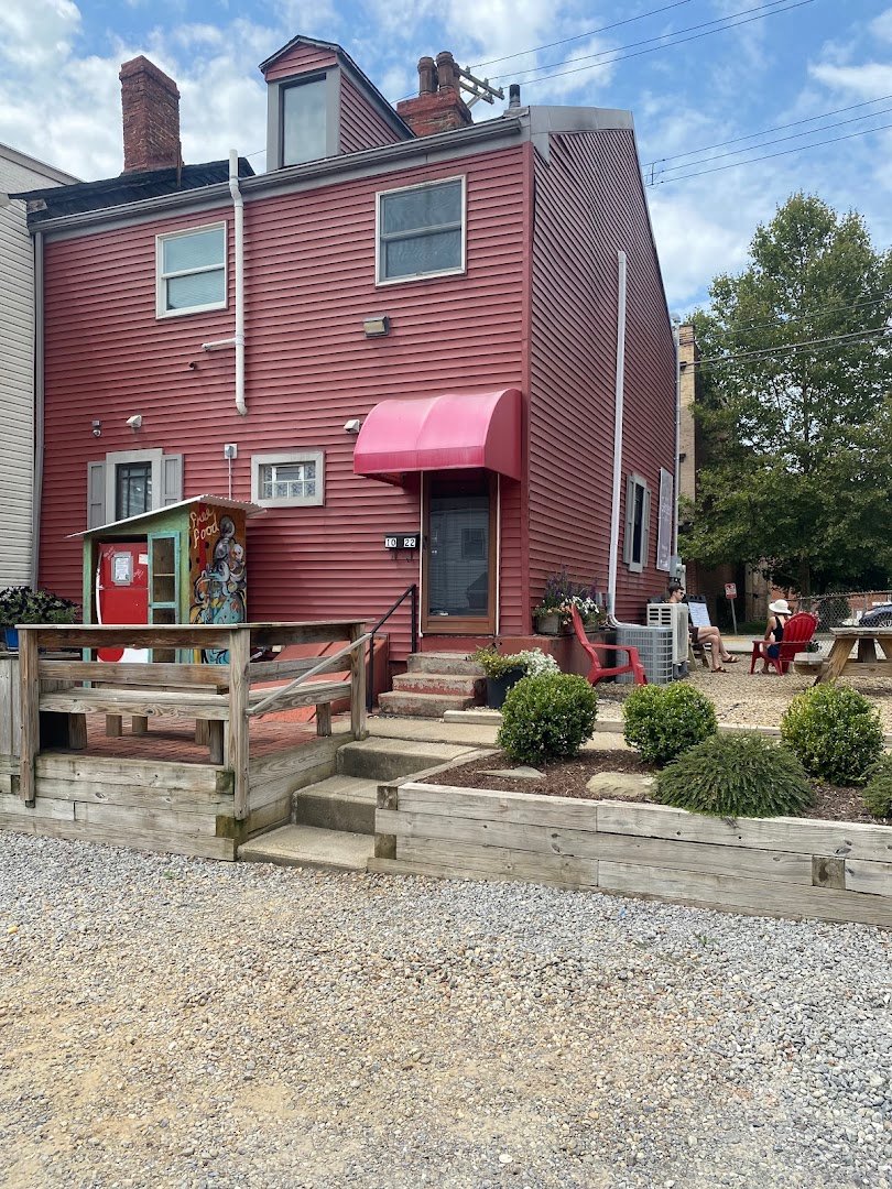 Storefront of The Garden Cafe, specialty coffee shop in Pittsburgh