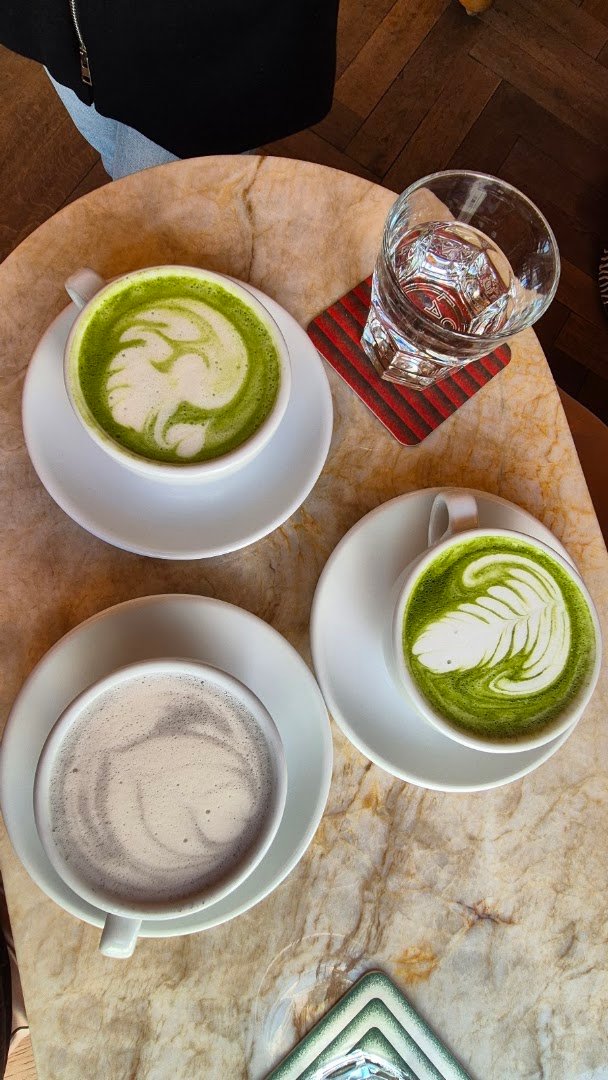 Coffee at Lalere Café & Bar, specialty coffee shop in Zurich