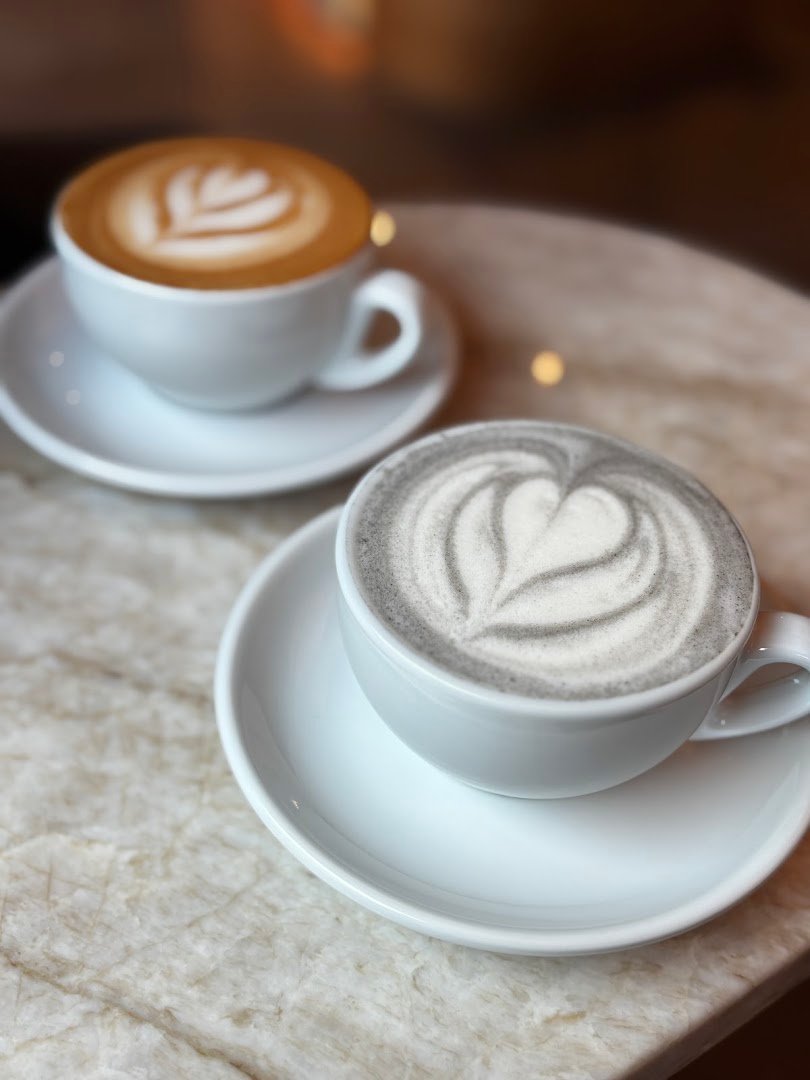 Coffee at Lalere Café & Bar, specialty coffee shop in Zurich