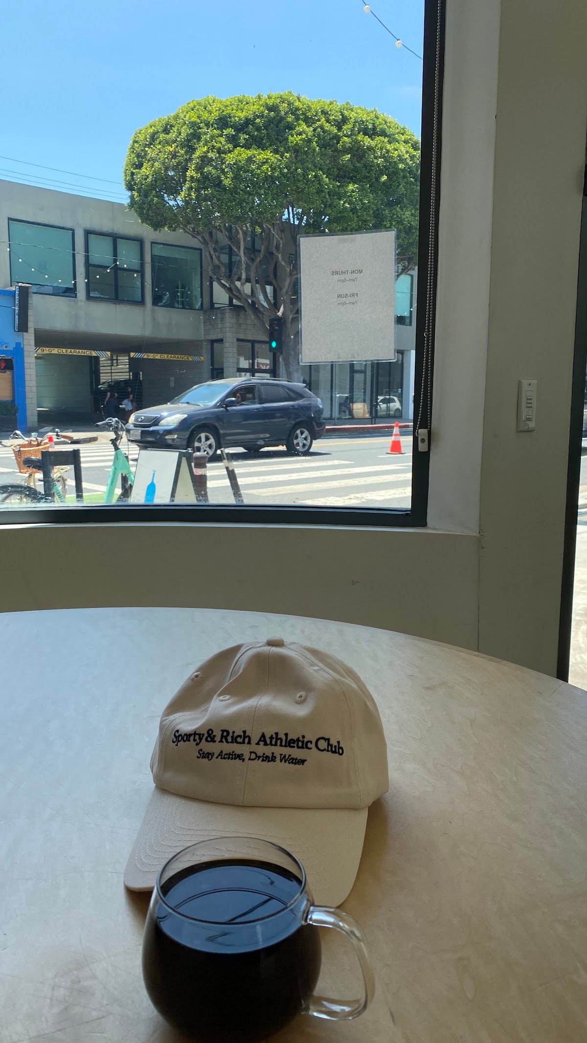 Blue Bottle Coffee specialty coffee shop in Los Angeles - photo 3