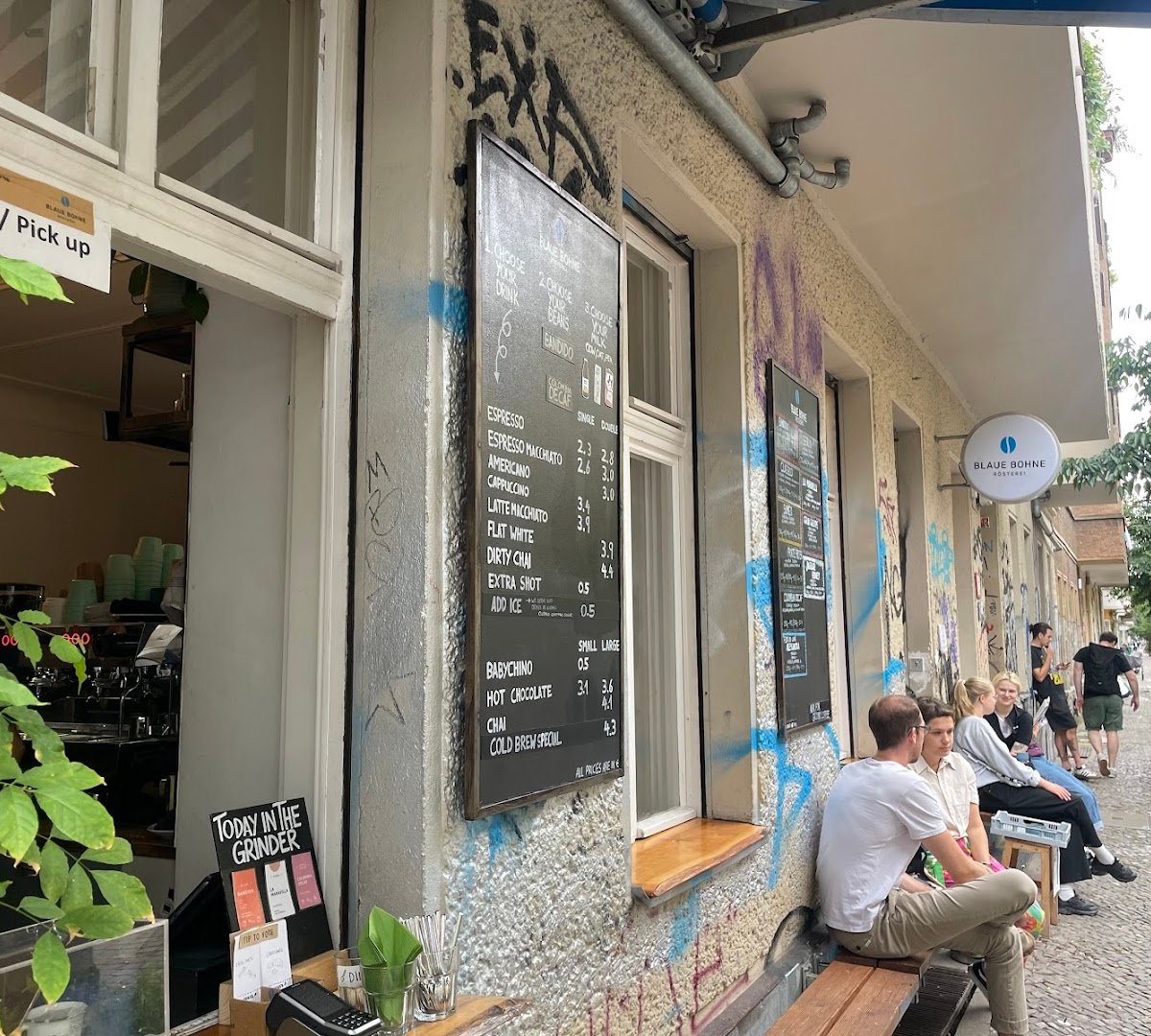 Blaue Bohne Rösterei specialty coffee shop in Berlin - photo 12