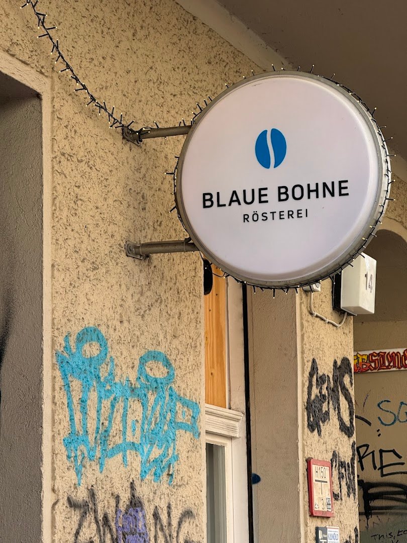 Blaue Bohne Rösterei specialty coffee shop in Berlin - photo 3
