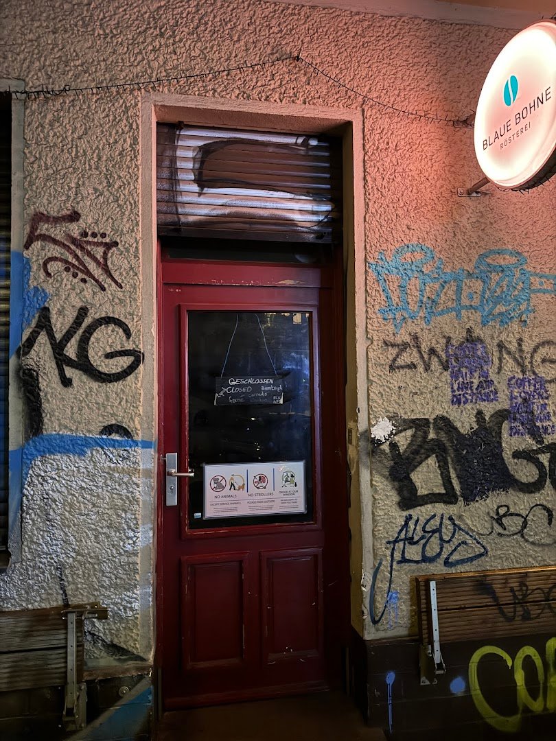 Blaue Bohne Rösterei specialty coffee shop in Berlin - photo 5