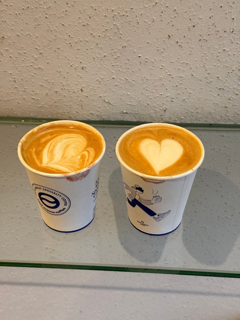 East Crema Coffee Conde (Specialty Coffee Madrid) specialty coffee shop in Madrid - photo 7