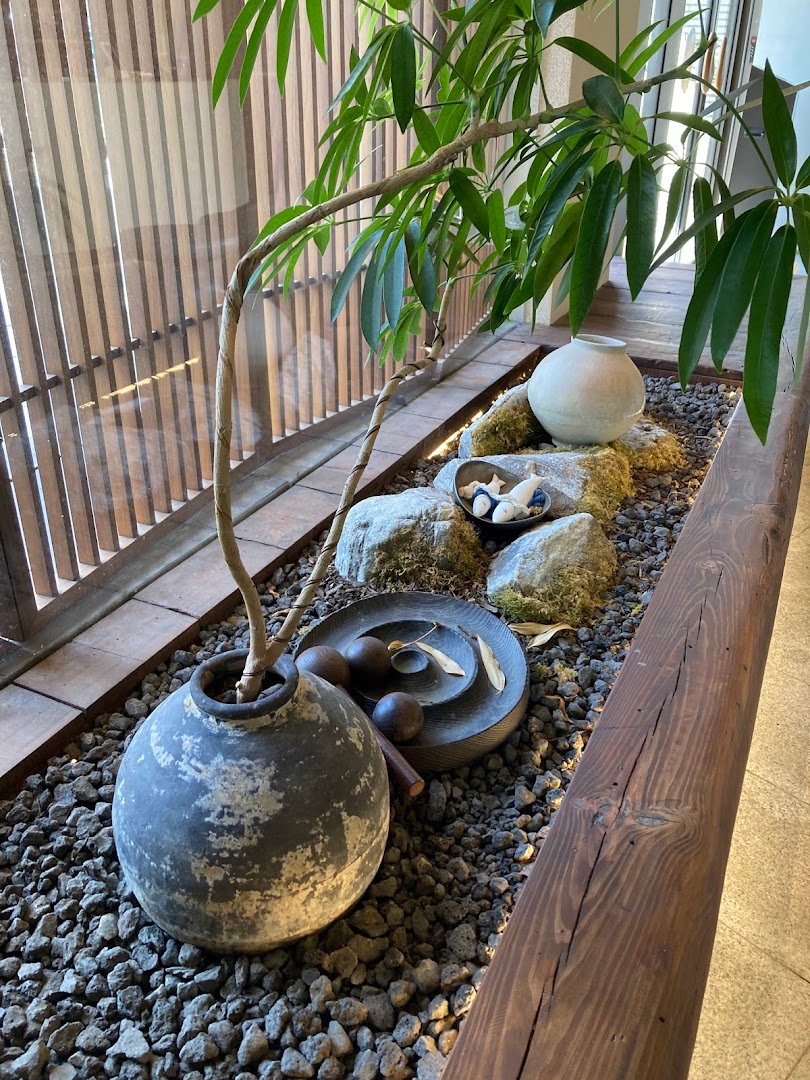 Interior of EOE seoul, specialty coffee shop in Seoul