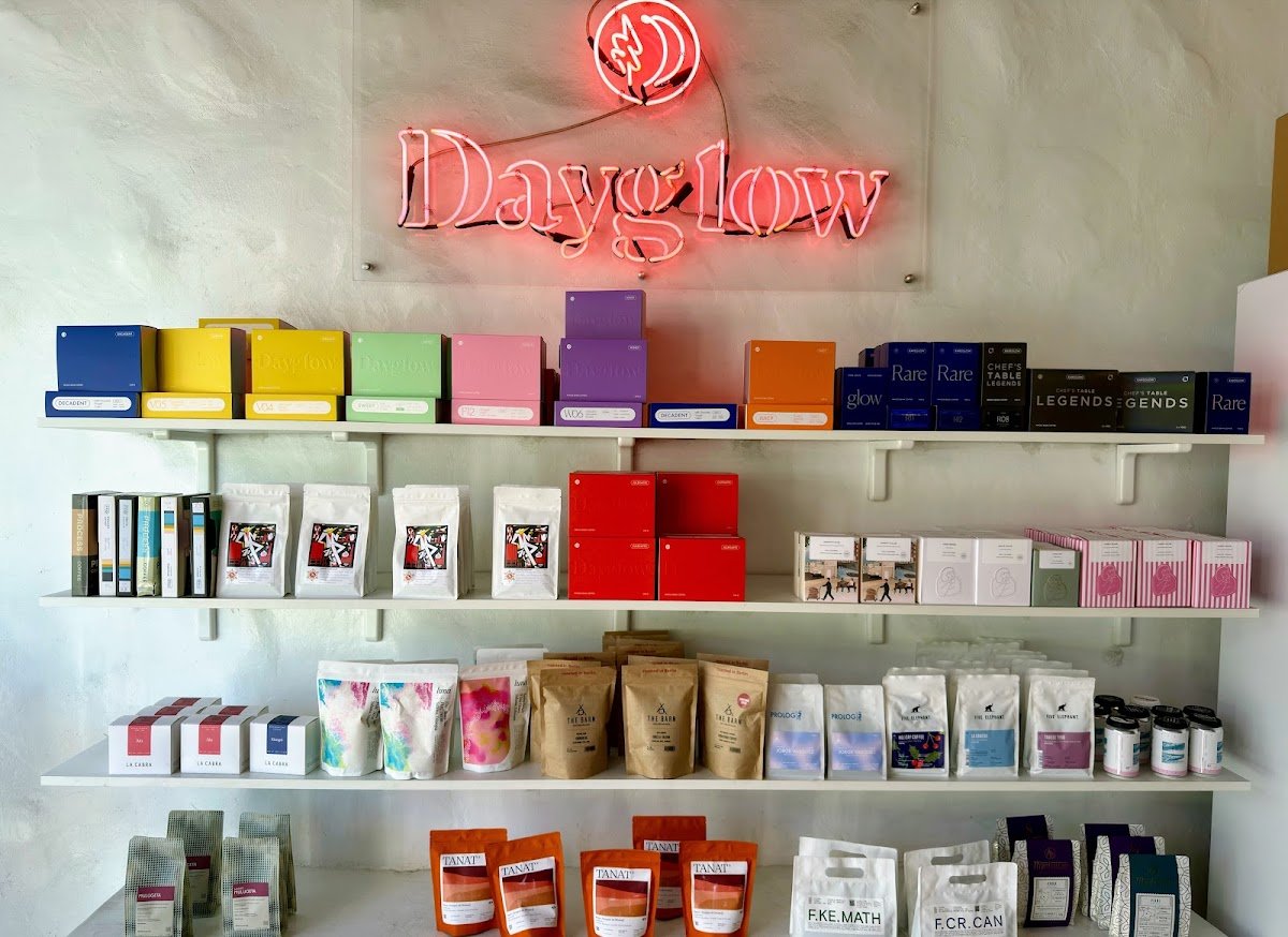 Dayglow specialty coffee shop in Los Angeles - photo 8