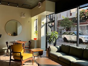 Big Shoulders Coffee specialty coffee shop in Chicago - photo 8