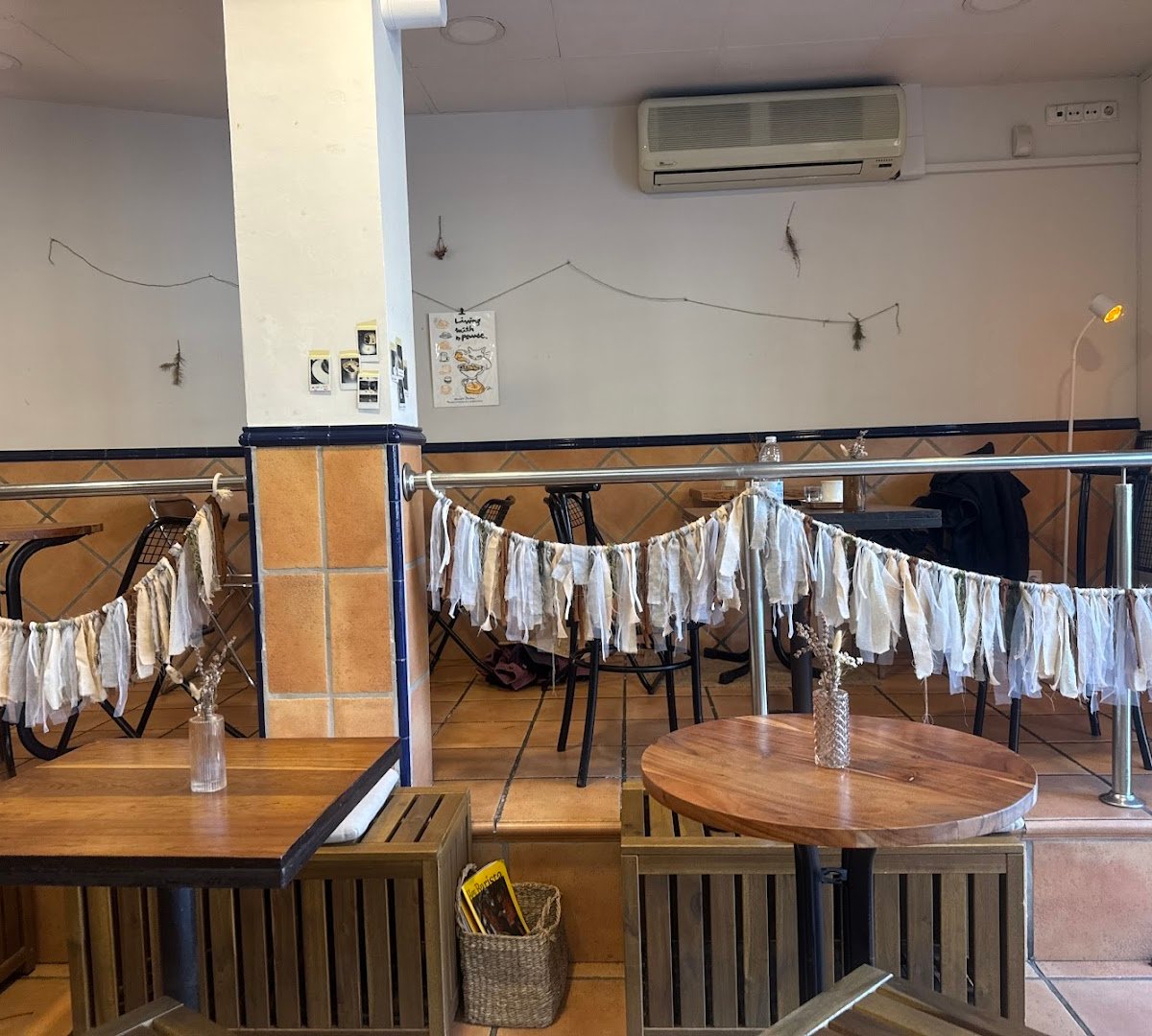 ānāpāna coffee specialty coffee shop in Barcelona - photo 5