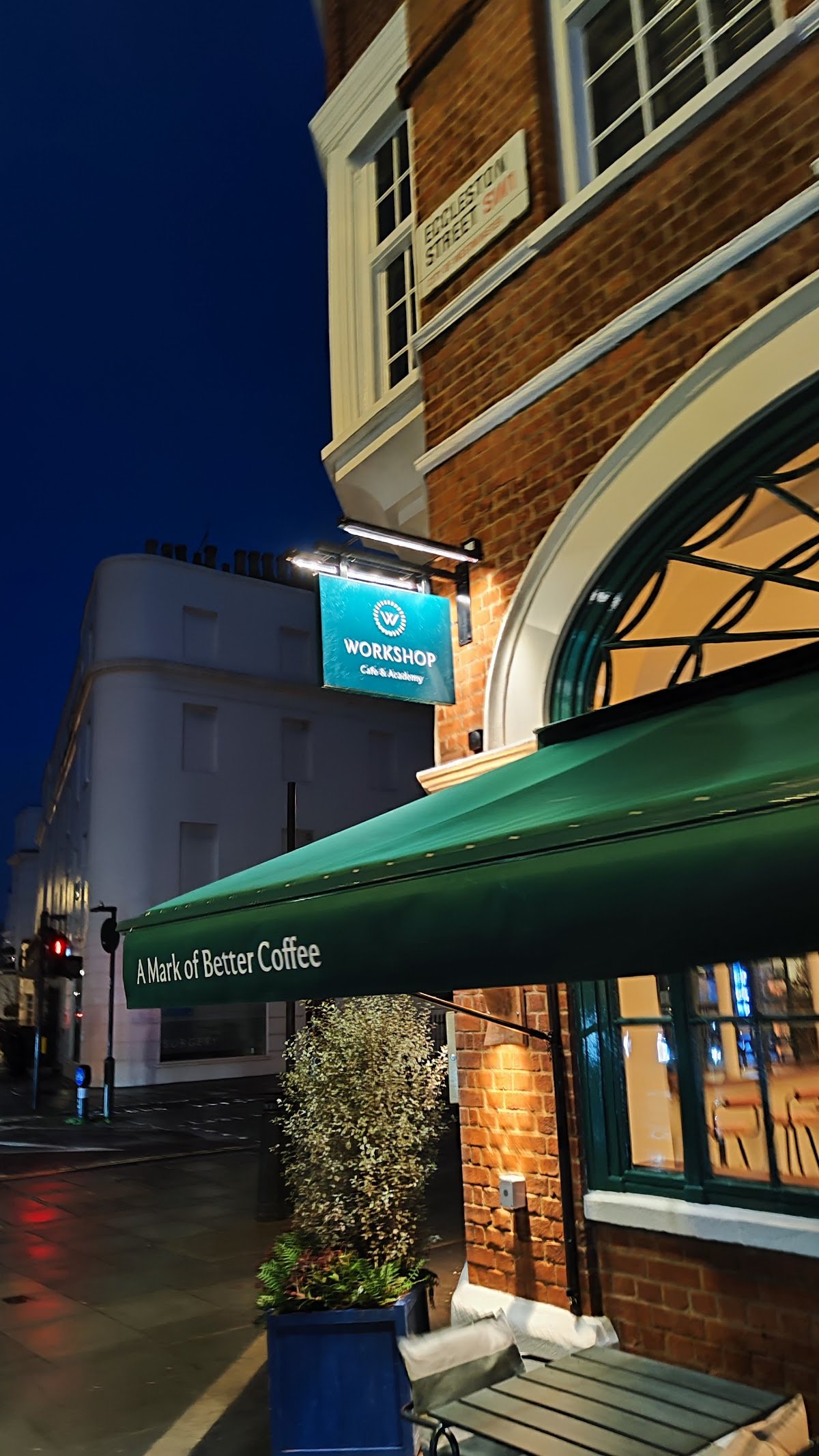 Workshop Cafe & Academy specialty coffee shop in London - photo 13