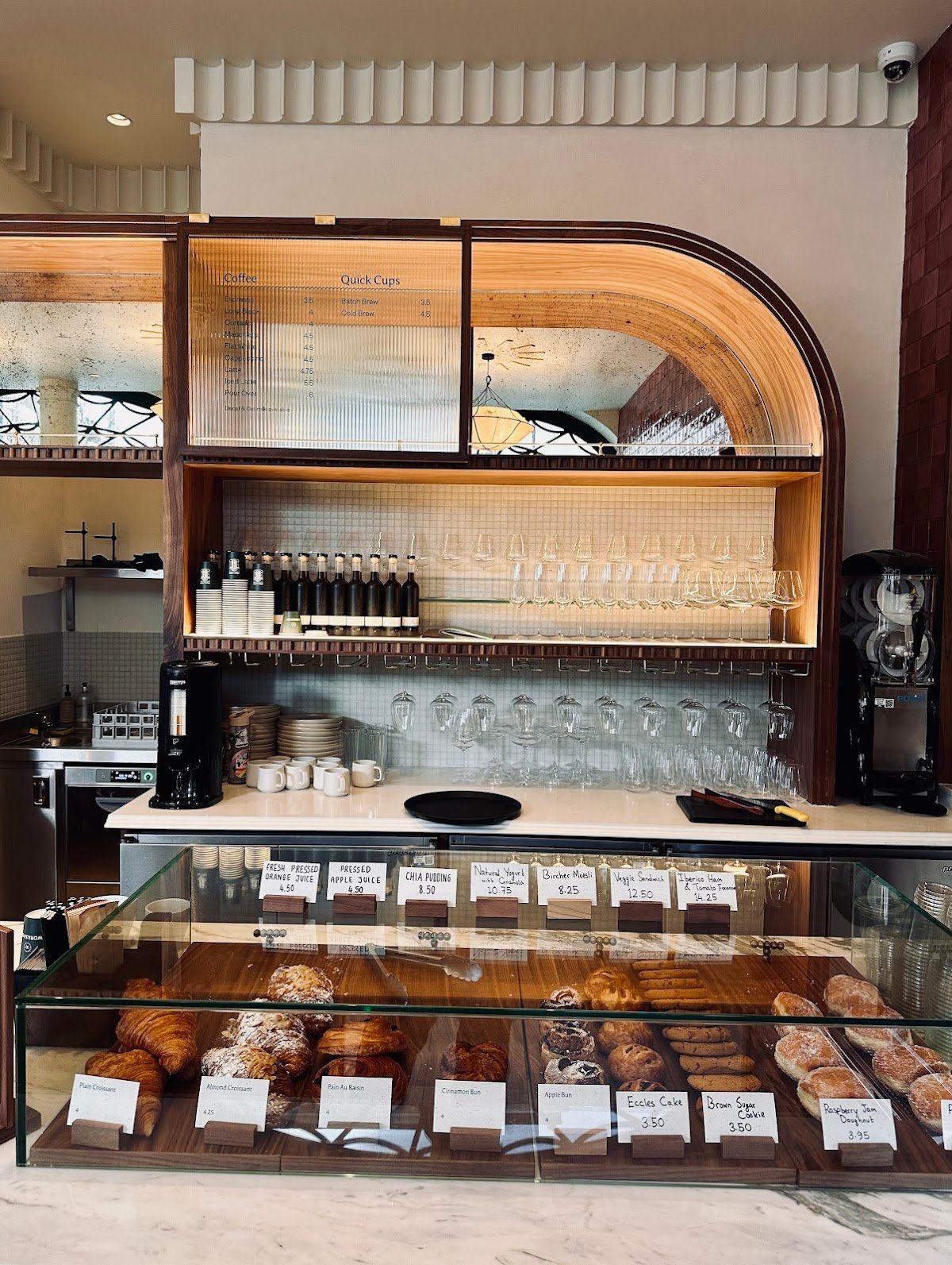 Workshop Cafe & Academy specialty coffee shop in London - photo 7