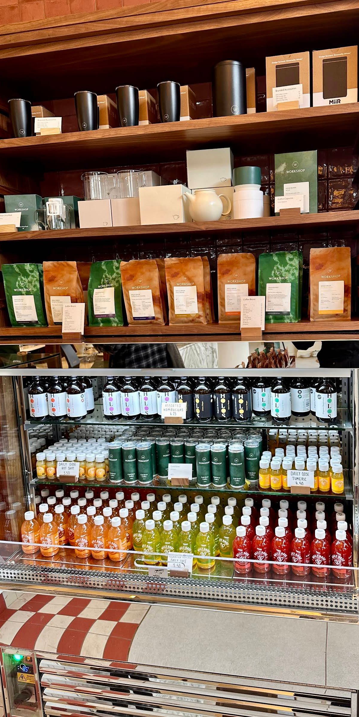 Workshop Cafe & Academy specialty coffee shop in London - photo 8