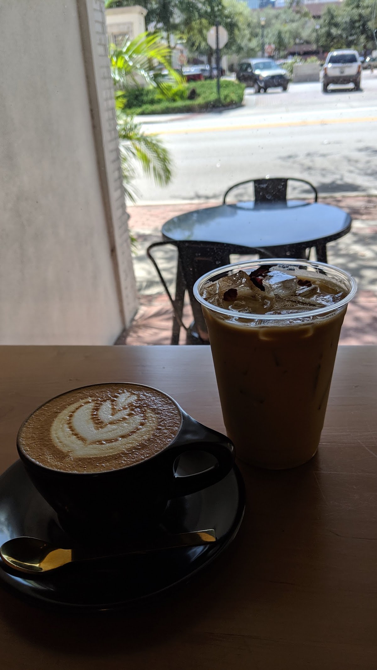 Craft & Common specialty coffee shop in Orlando - photo 14