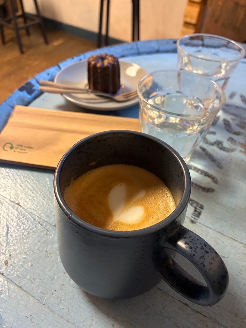 Coffee at The Cobbled Roastery, specialty coffee shop in Edinburgh