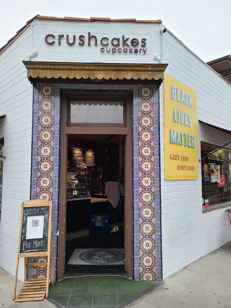 Storefront of Crushcakes & Cafe, specialty coffee shop in Santa Barbara