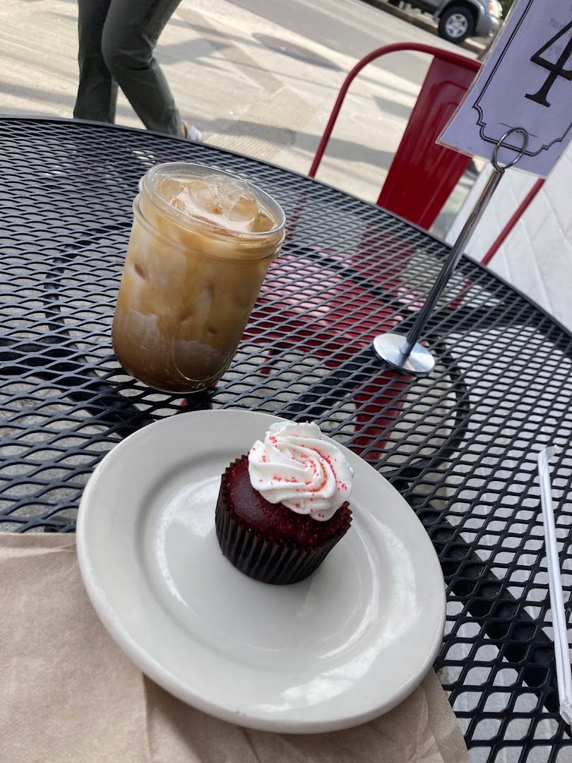 Coffee at Crushcakes & Cafe, specialty coffee shop in Santa Barbara