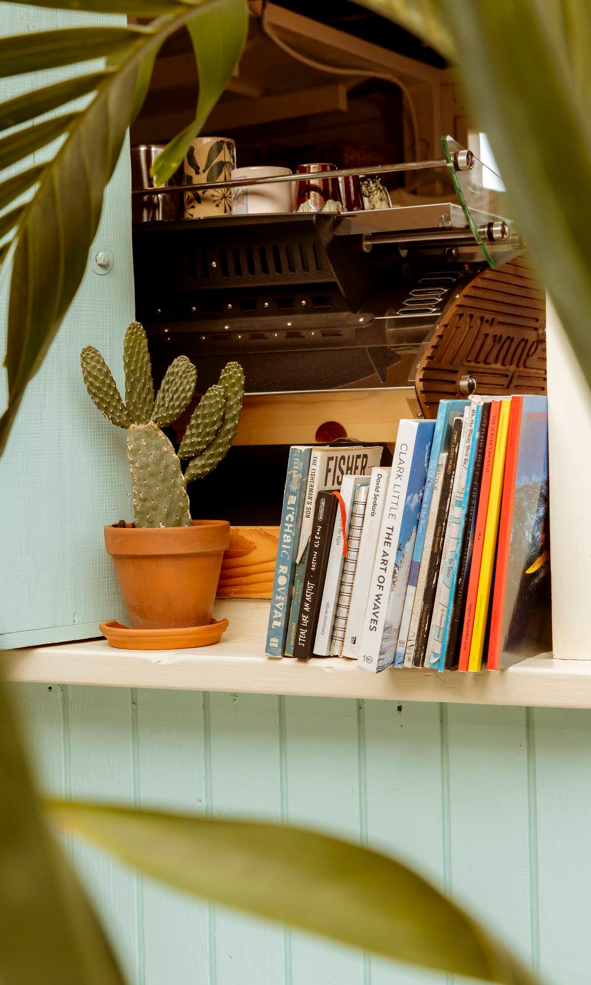 Better Daze specialty coffee shop in Honolulu - photo 7