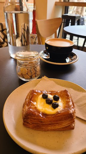 PROJECT68 specialty coffee shop in London - photo 10