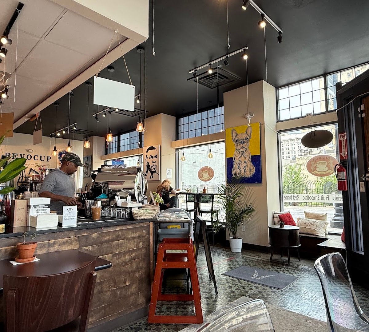 Revocup Coffee specialty coffee shop in Kansas City - photo 2