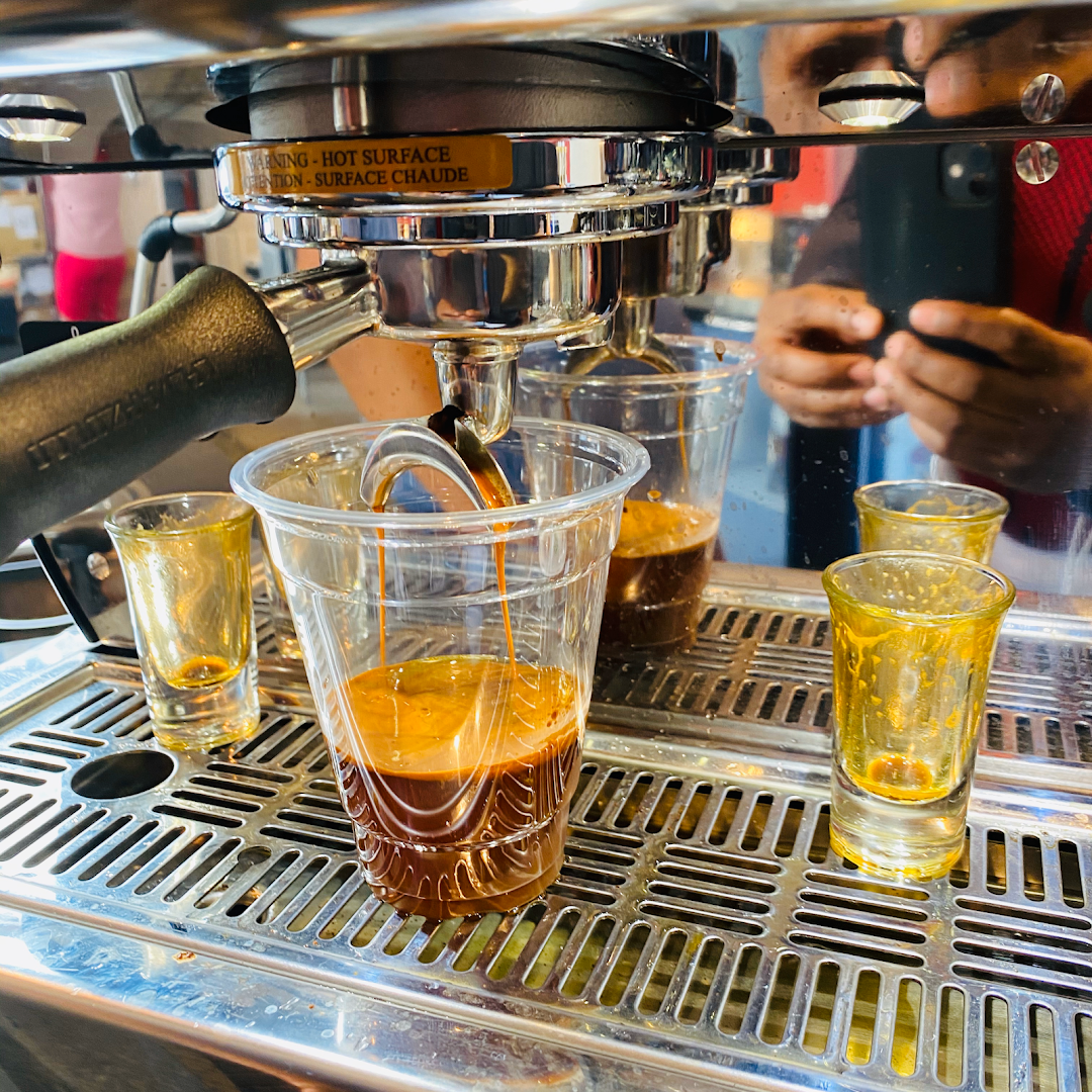 Revocup Coffee specialty coffee shop in Kansas City - photo 8