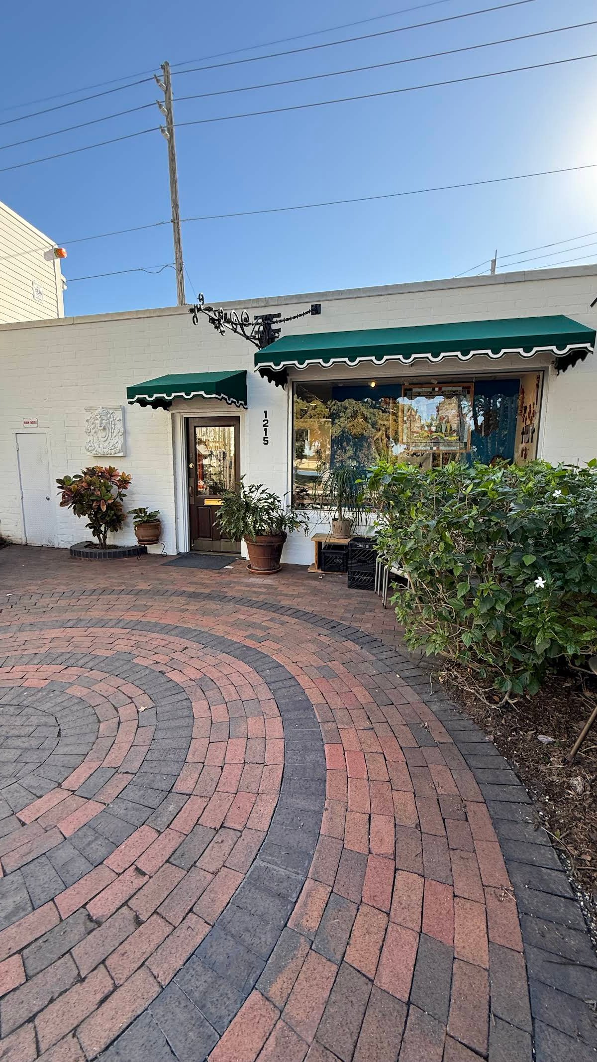 Águila Coffee specialty coffee shop in Orlando - photo 11