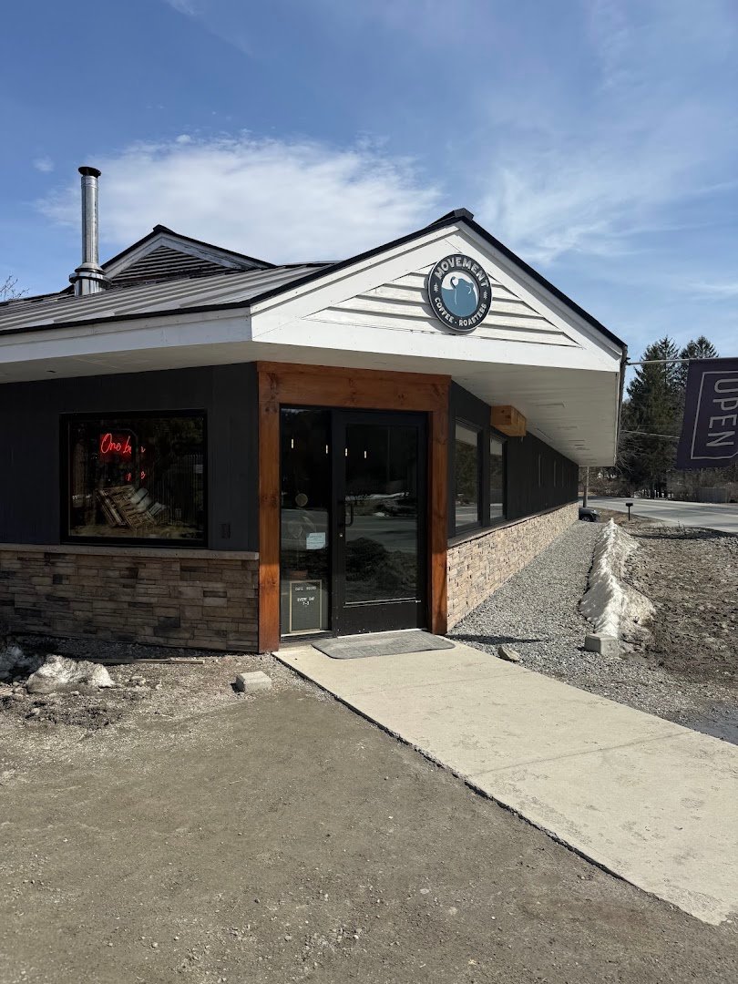 Storefront of Movement Coffee Roasters, specialty coffee shop in Stowe