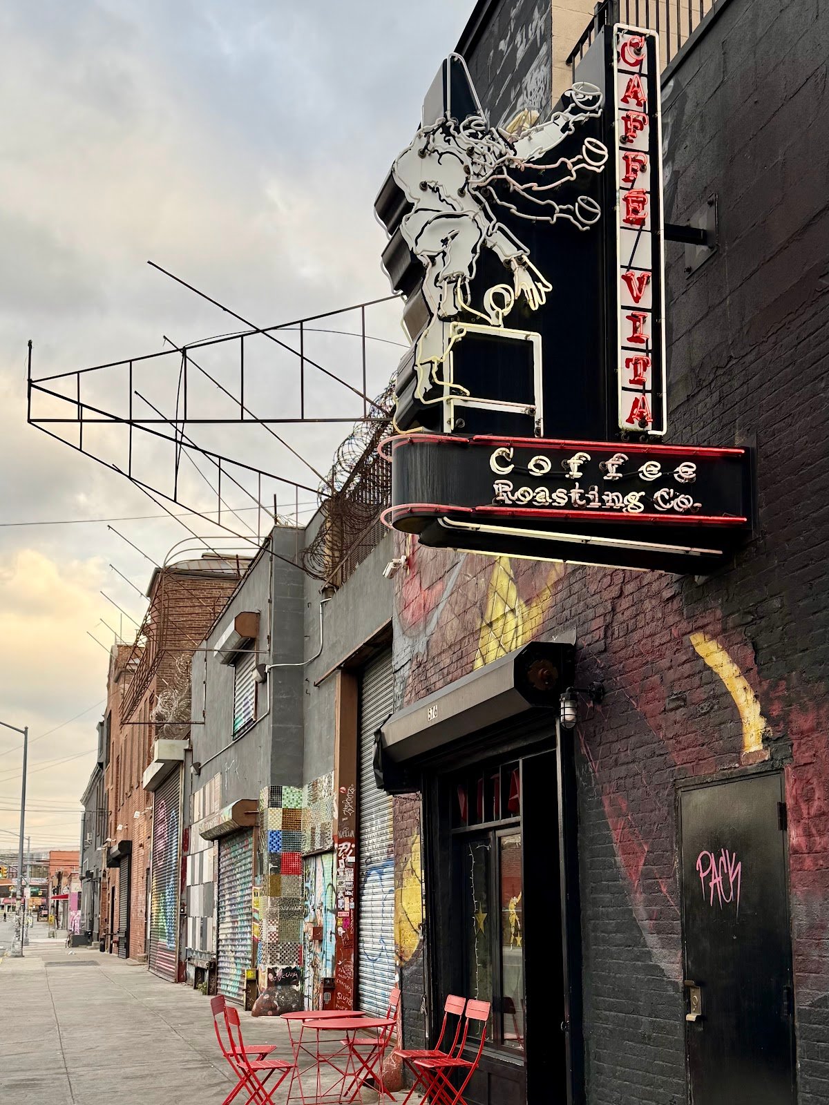 Caffe Vita specialty coffee shop in New York - photo 3