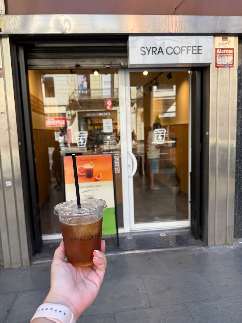 Syra Coffee - Sants specialty coffee shop in Barcelona - photo 3