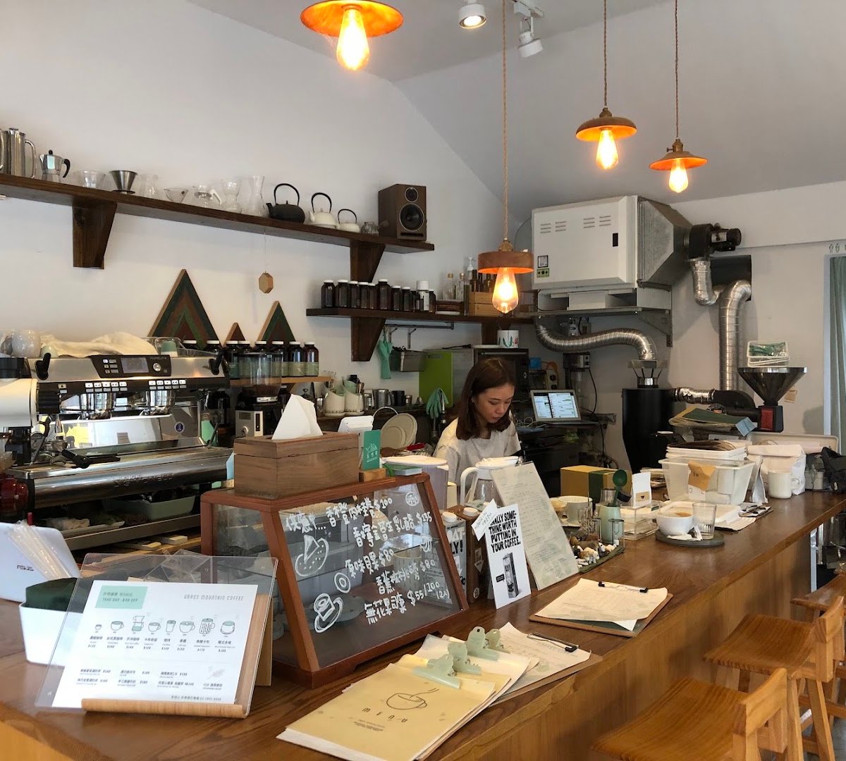 Grass Mountain Coffee specialty coffee shop in Taipei - photo 6