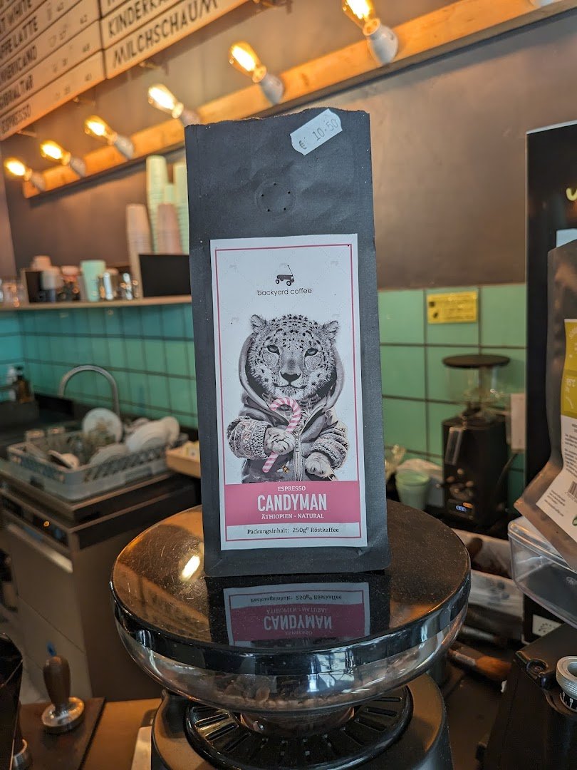 Godshot specialty coffee shop in Berlin - photo 9