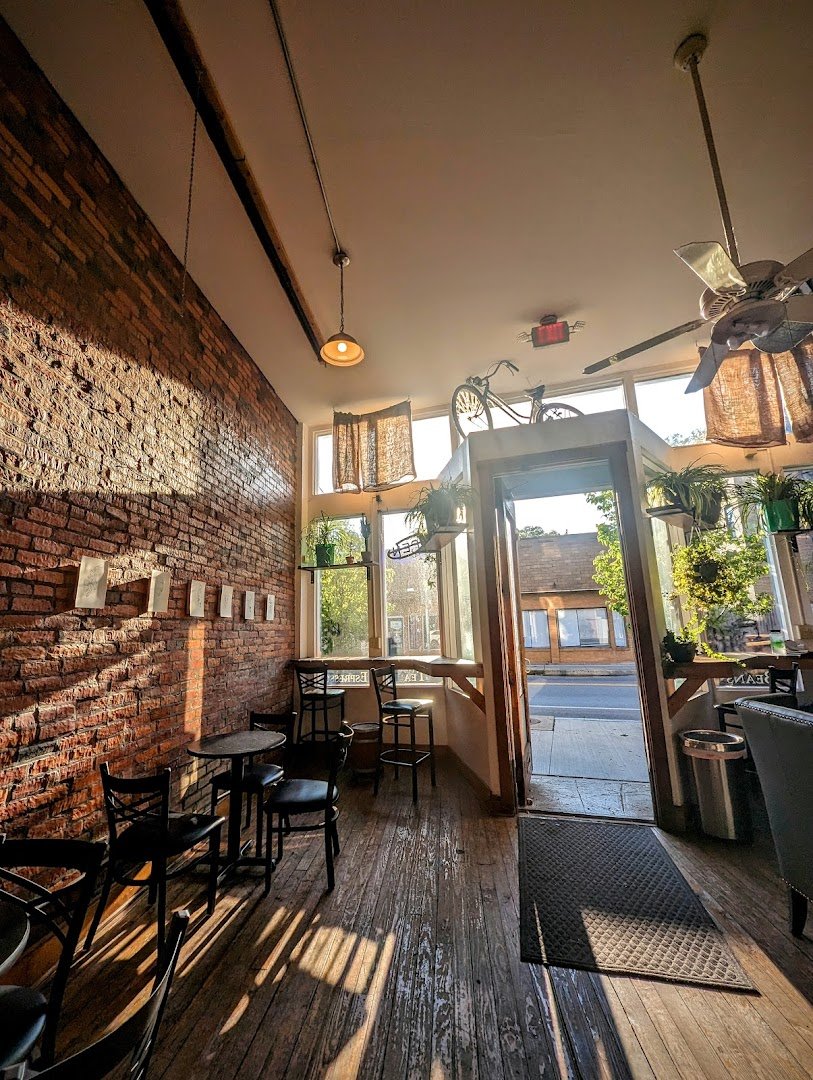 Upper Cup Coffee specialty coffee shop in Columbus - photo 18