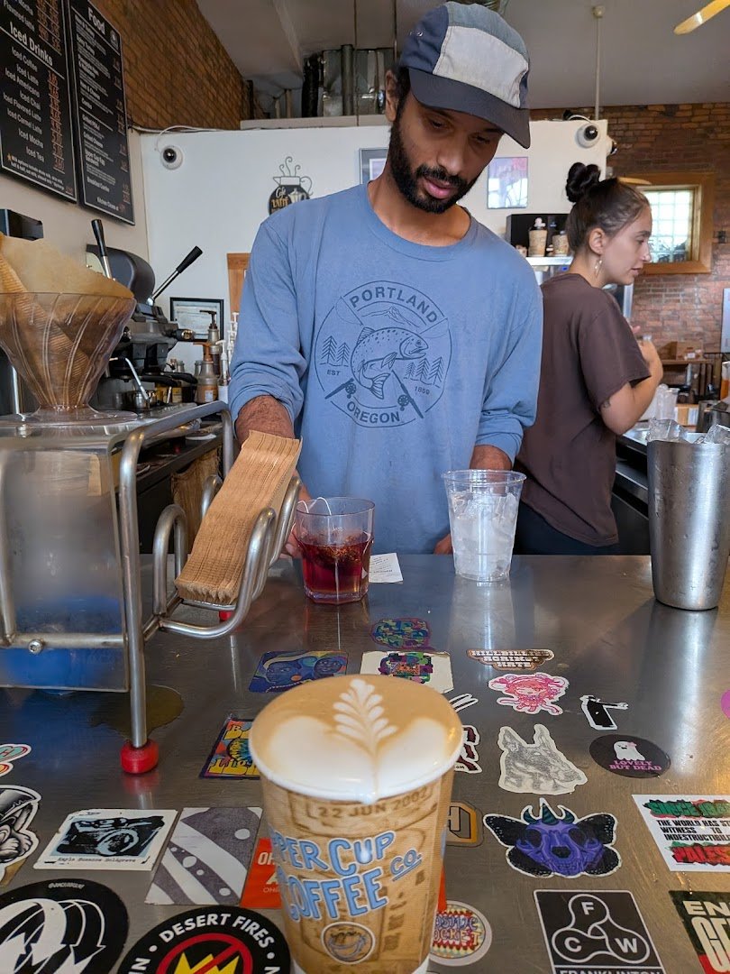 Upper Cup Coffee specialty coffee shop in Columbus - photo 8