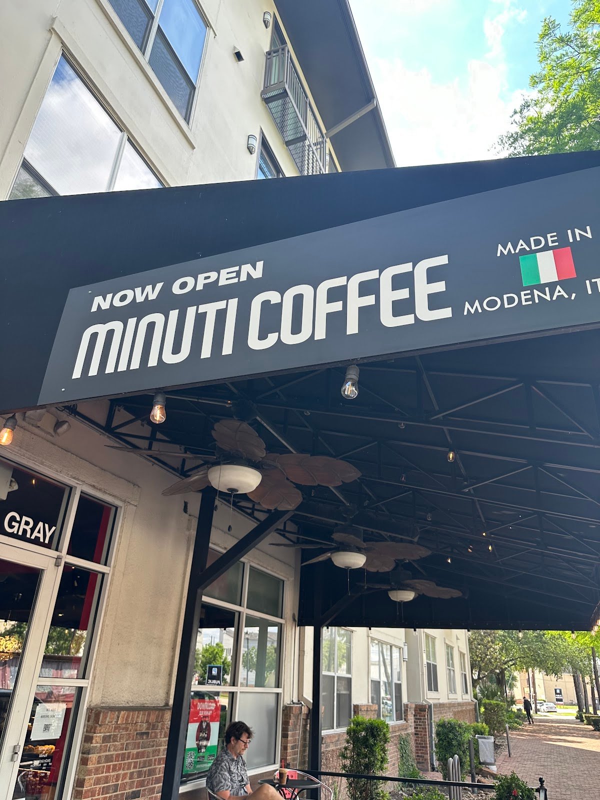 Minuti Coffee specialty coffee shop in Houston - photo 6