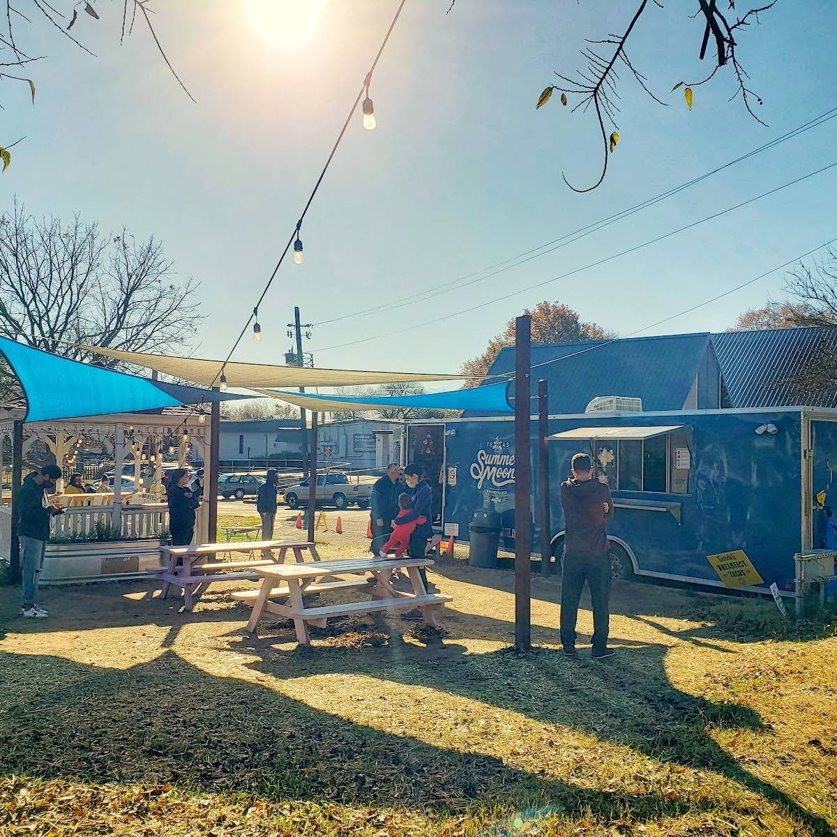 Summer Moon Coffee (Mobile Moon) specialty coffee shop in Austin - photo 14