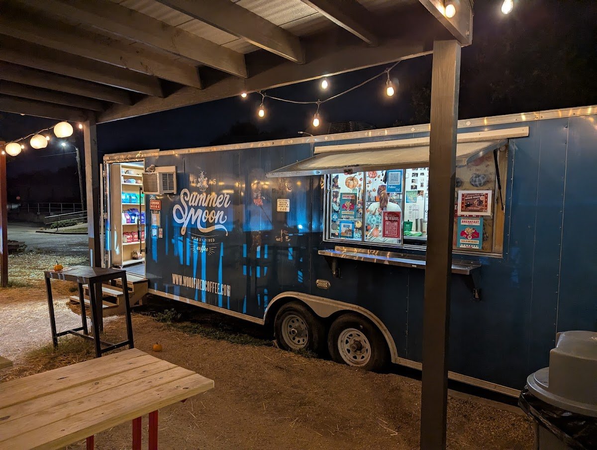 Summer Moon Coffee (Mobile Moon) specialty coffee shop in Austin - photo 5