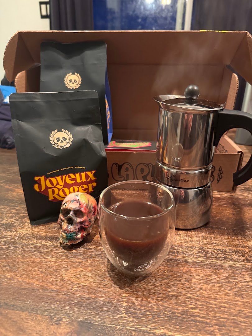Coffee at Atelier de torréfaction Zab Café, specialty coffee shop in Montreal