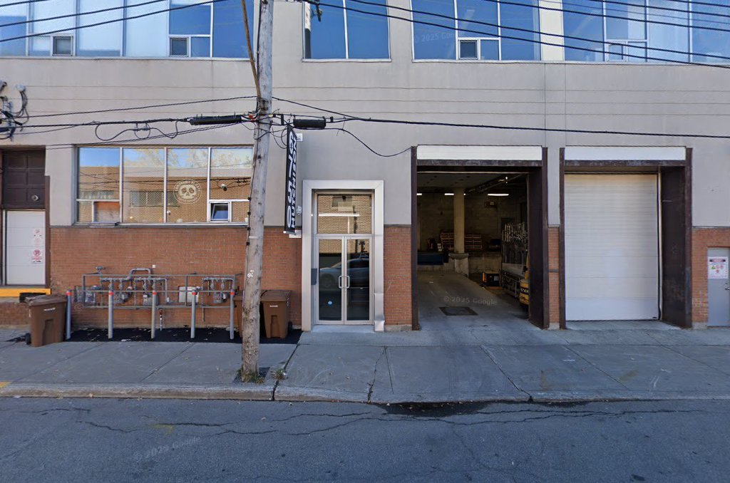 Storefront of Atelier de torréfaction Zab Café, specialty coffee shop in Montreal