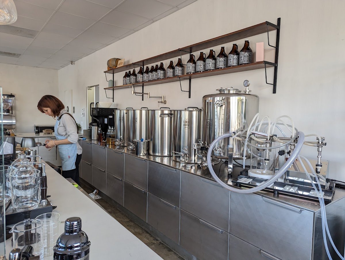 Regent Coffee Brew and Bottle House specialty coffee shop in Los Angeles - photo 11