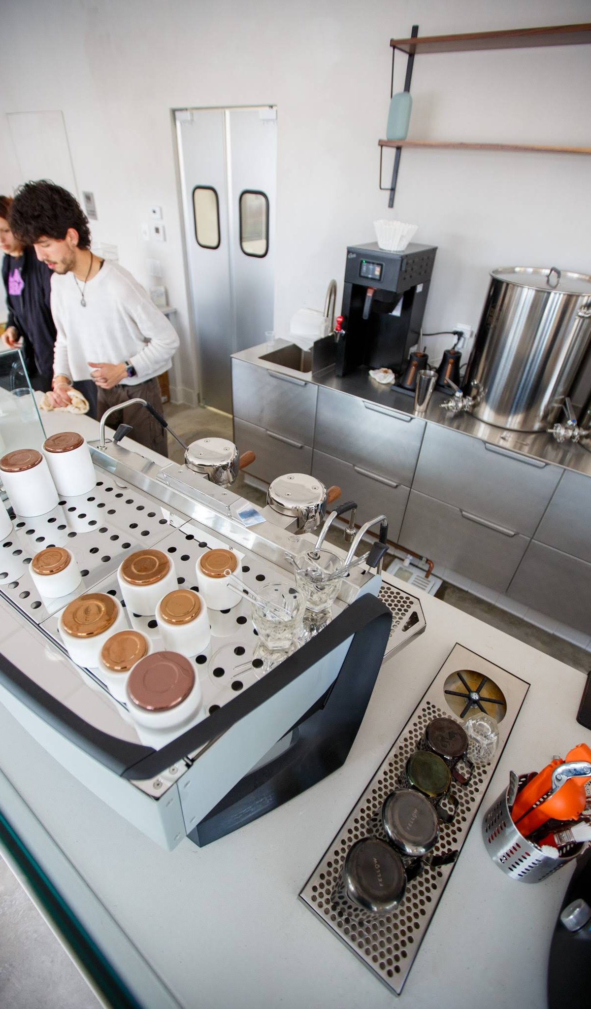 Regent Coffee Brew and Bottle House specialty coffee shop in Los Angeles - photo 12