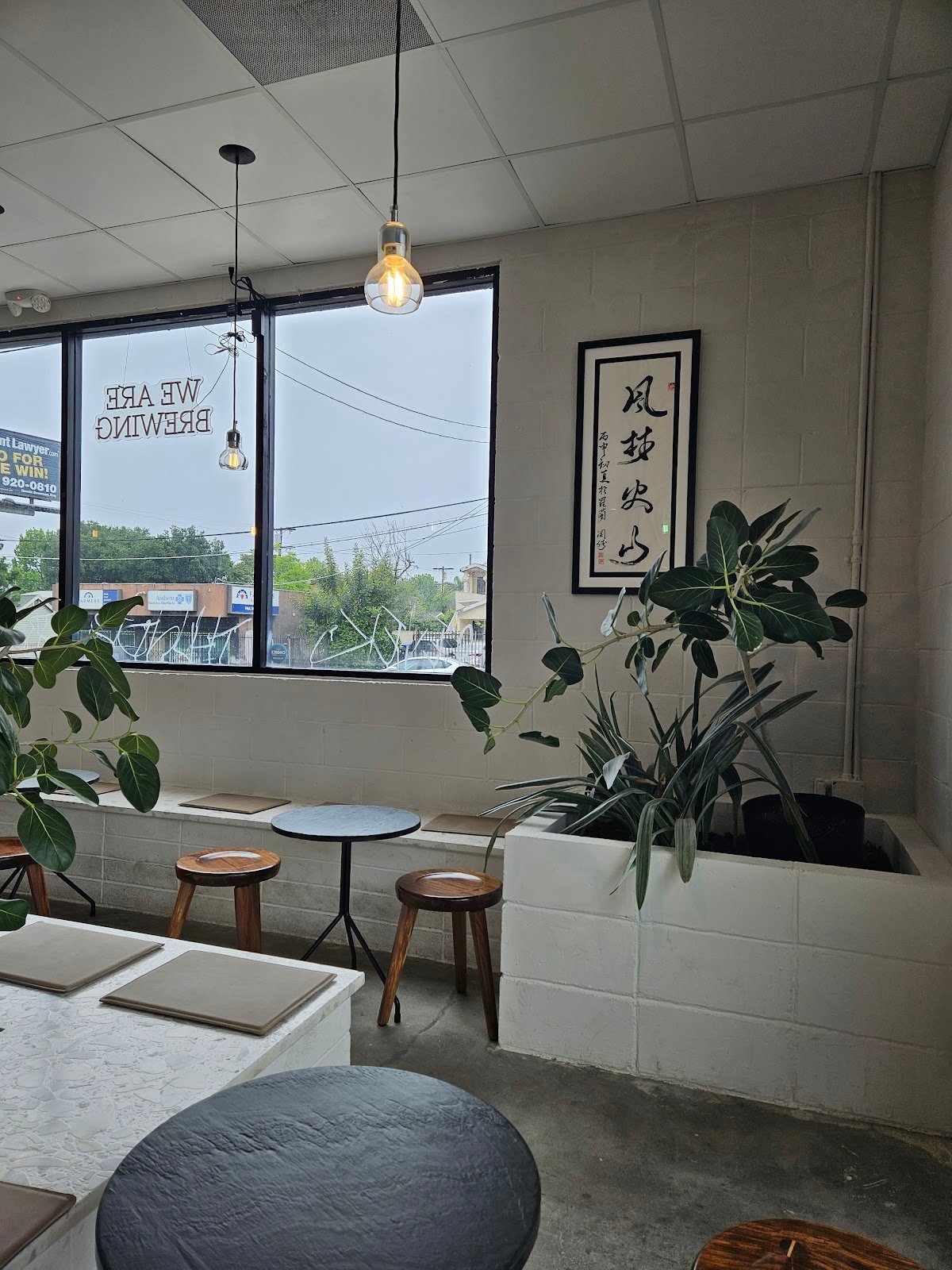 Regent Coffee Brew and Bottle House specialty coffee shop in Los Angeles - photo 9