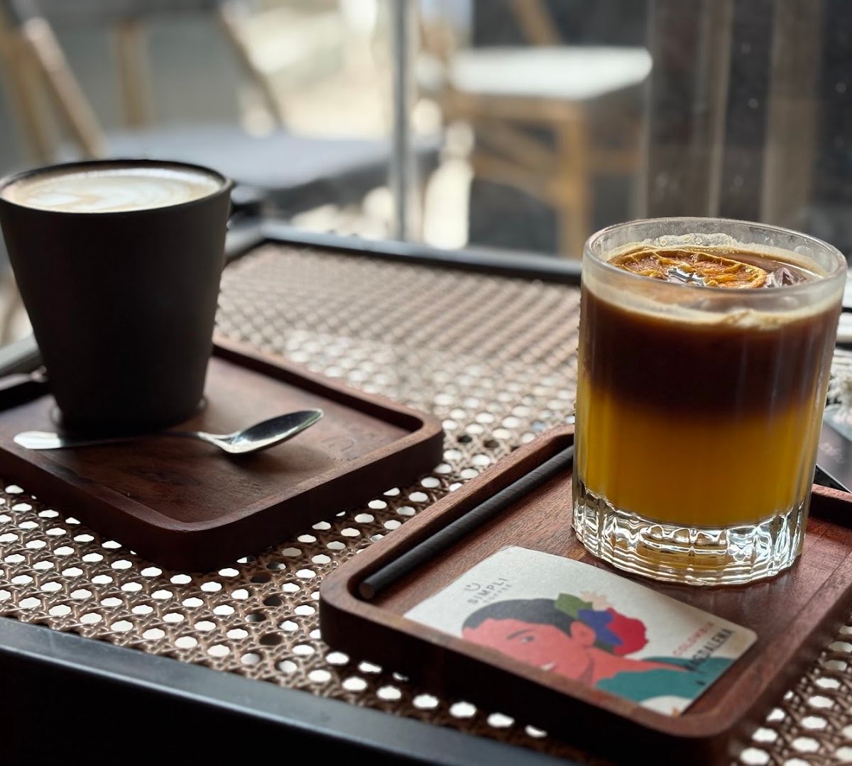 Coffee at Simpli Coffee Braamcamp, specialty coffee shop in Lisbon