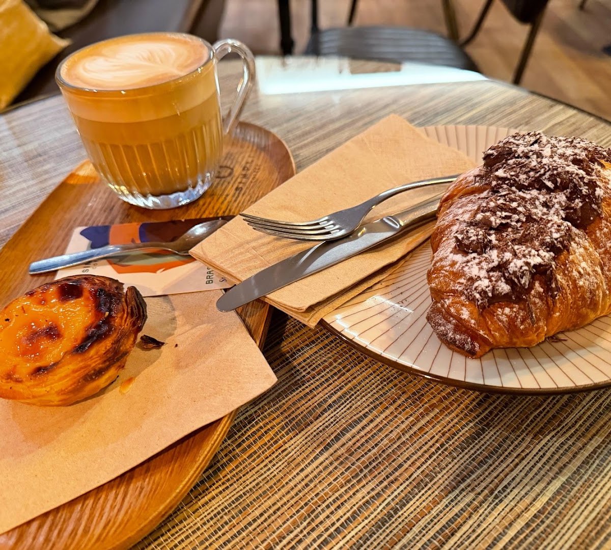 Coffee at Simpli Coffee Braamcamp, specialty coffee shop in Lisbon