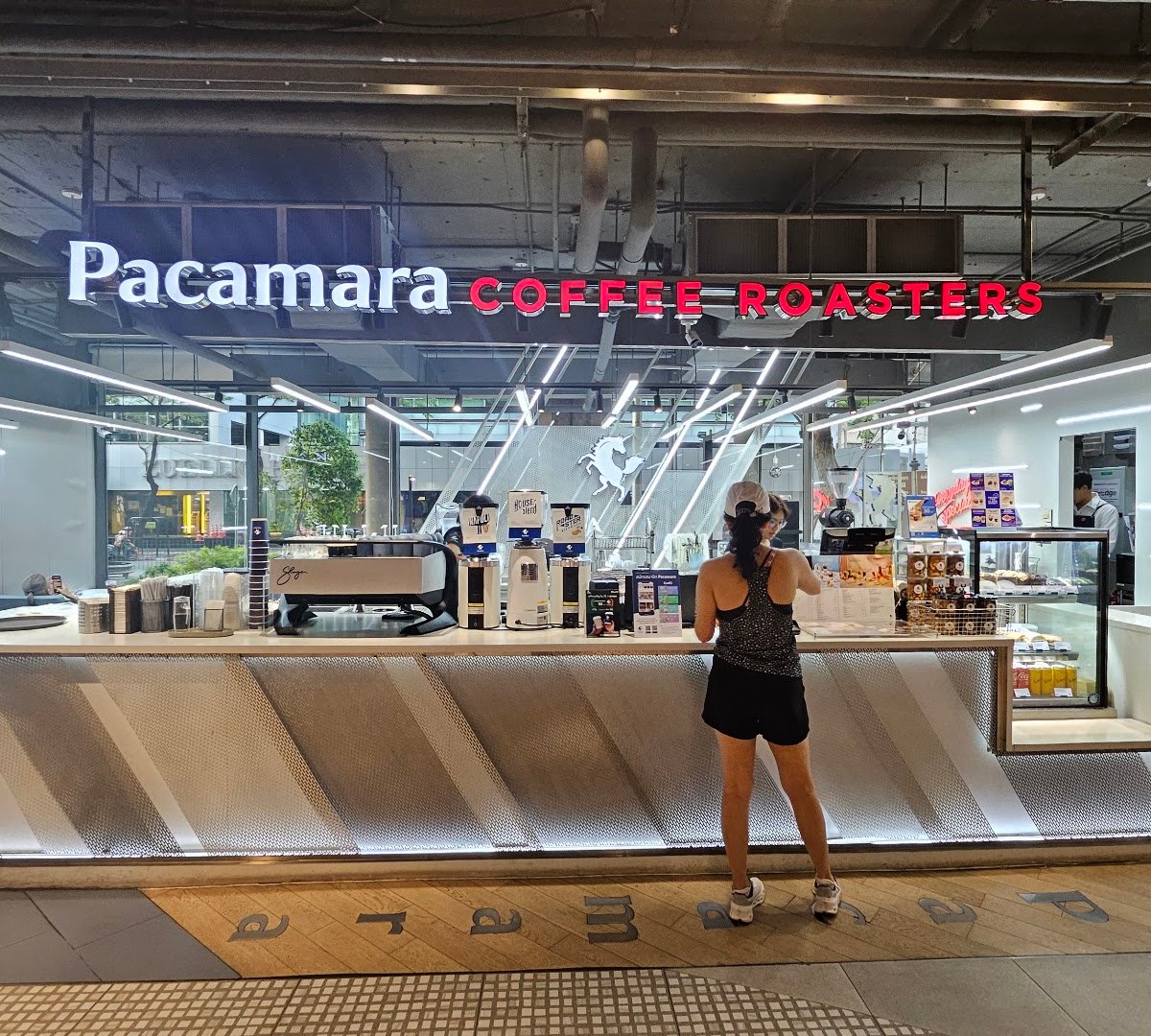 Pacamara Coffee Roasters Silom Edge specialty coffee shop in Bangkok - photo 6