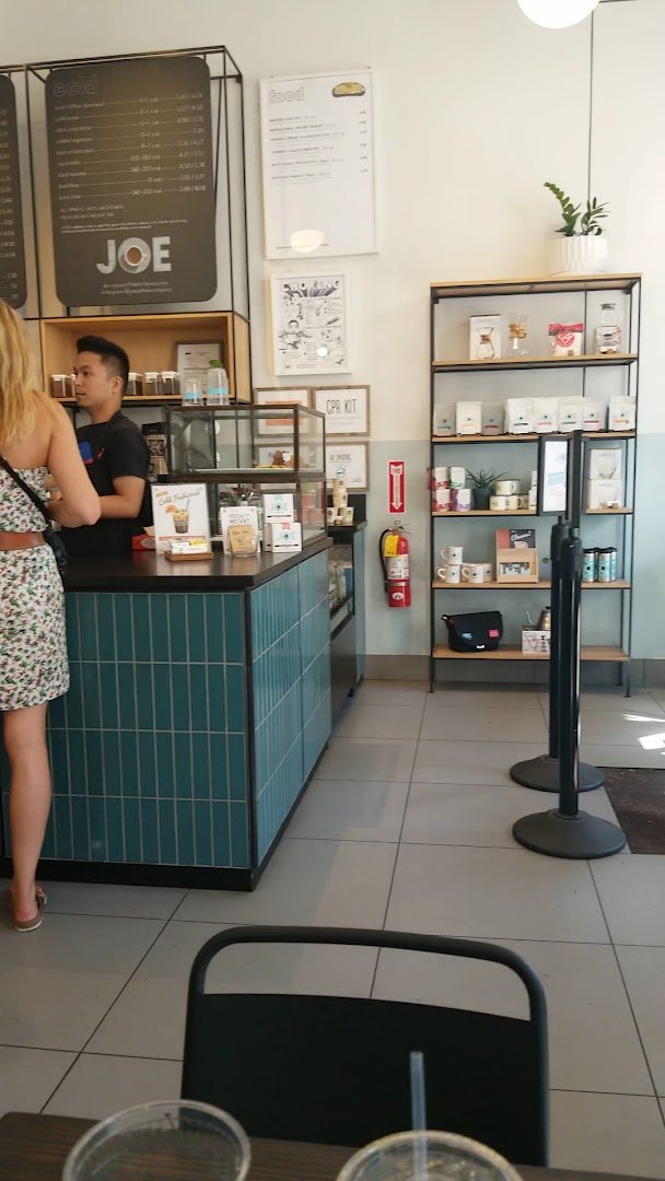 Joe Coffee Company: W 85th St specialty coffee shop in New York - photo 10