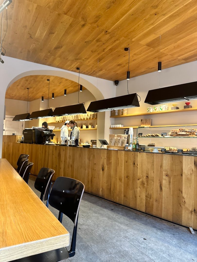 The Barn Café Hackescher Markt specialty coffee shop in Berlin - photo 15