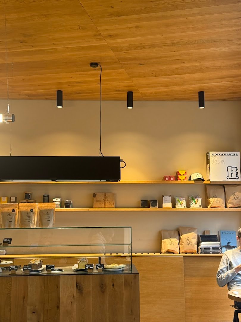 The Barn Café Hackescher Markt specialty coffee shop in Berlin - photo 3