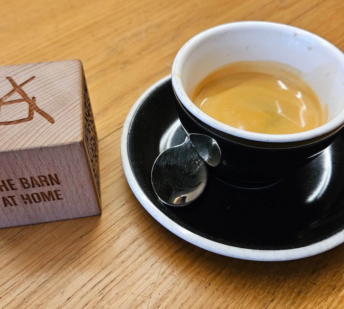 The Barn Café Hackescher Markt specialty coffee shop in Berlin - photo 7